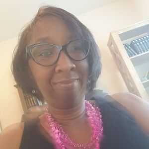 Meet your Posher, Tonya